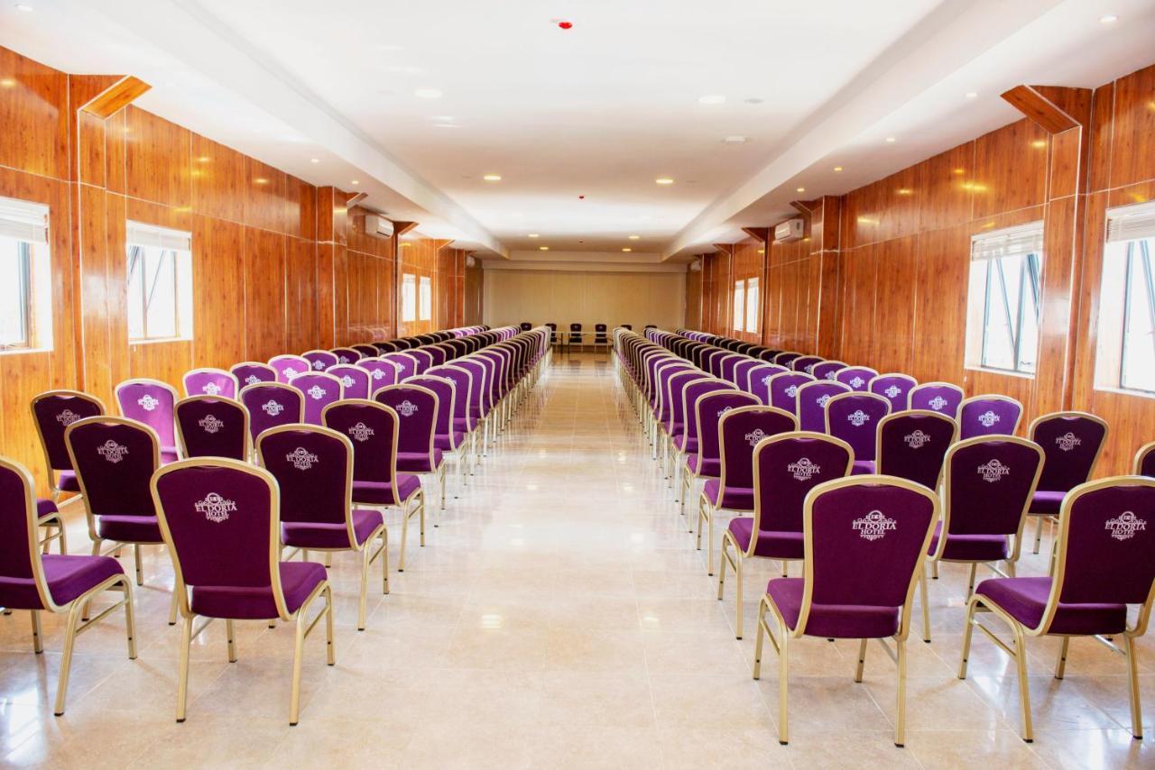 El Doria Hotel Lome Ngoại thất bức ảnh