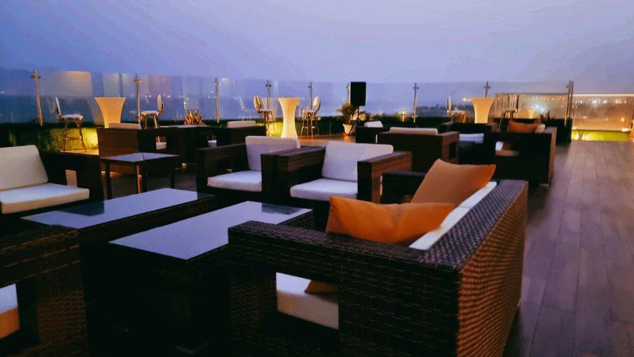 El Doria Hotel Lome Ngoại thất bức ảnh
